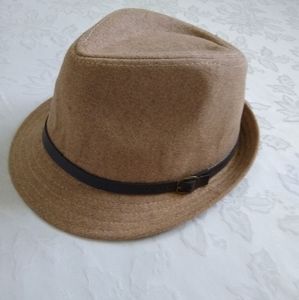 New🎀 D&Y camel color classic hat wool blend fedora